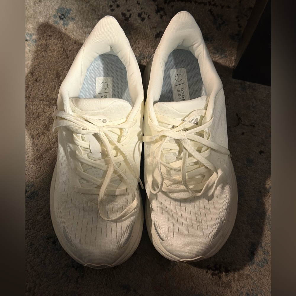 HOKA Women's Clifton 8 White Running Shoes - Picture 4 of 6